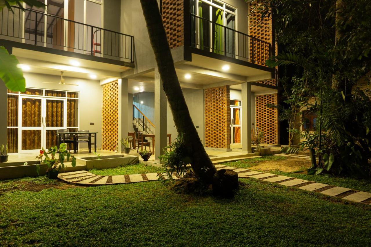 Kurulu Garden Hotel Ahungalla Exterior photo
